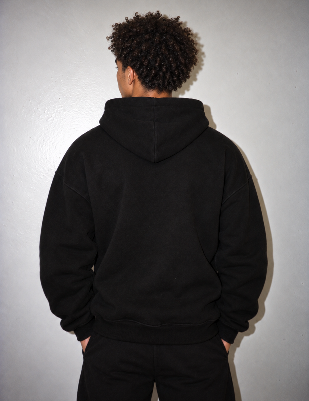 The Weighted Hoodie Black